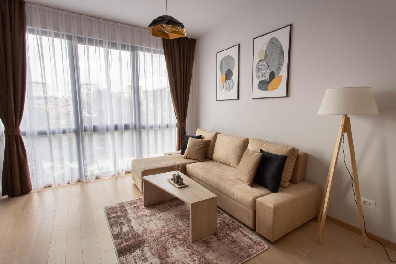 Lina - Pg, Moraca River Apartment ポドゴリツァ エクステリア 写真