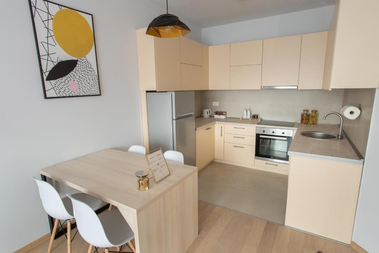 Lina - Pg, Moraca River Apartment ポドゴリツァ エクステリア 写真